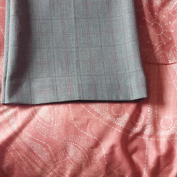 Slack - Picture 4 of 4